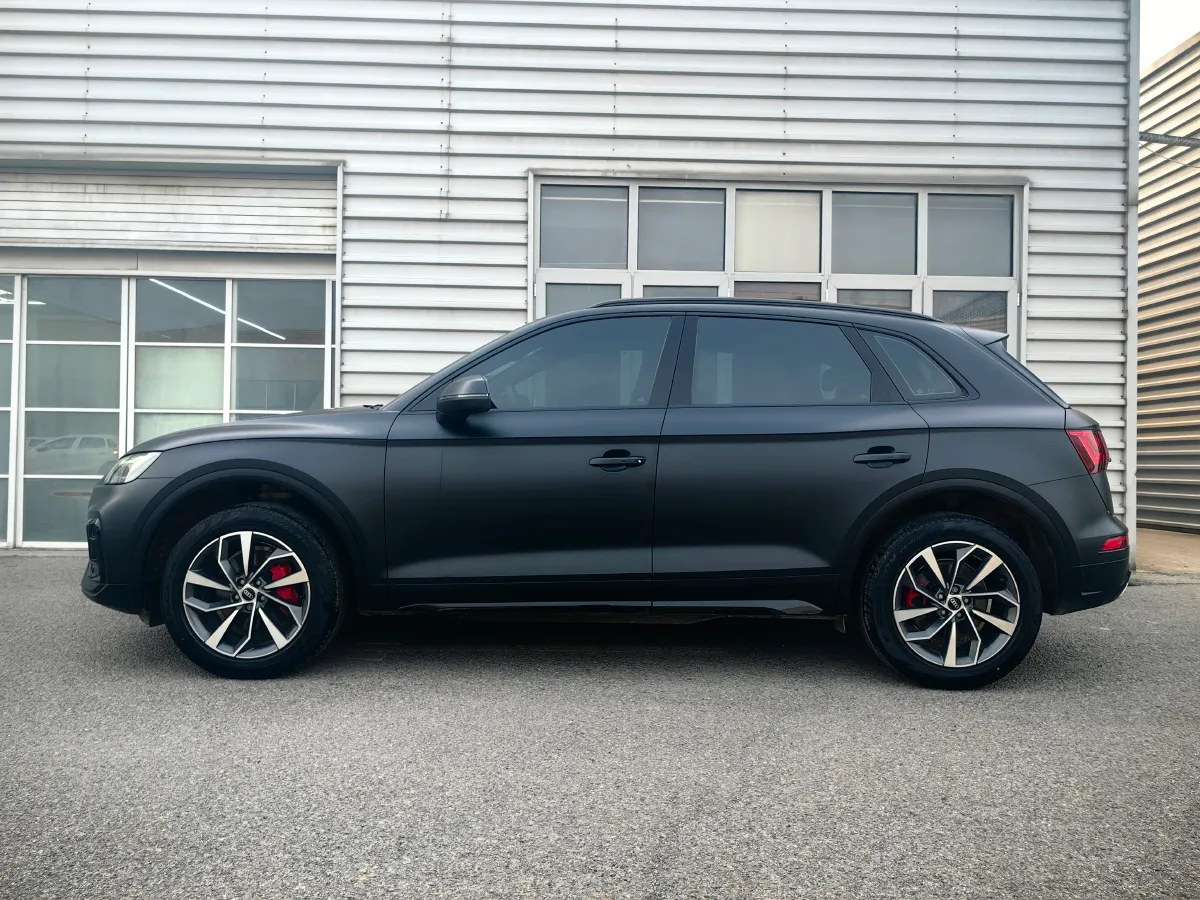 2024 Audi Q5L 2.0T 245HP L4 7DCT,autocango,china used car exporter,china ev exporter,chinese used car exporter,chinese used ev exporter