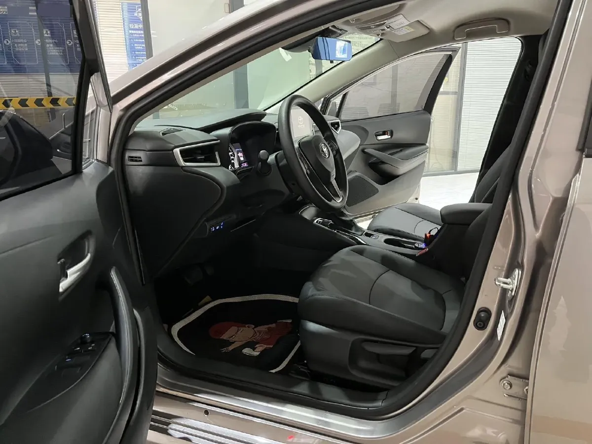 2021 Toyota Corolla 1.2T 116HP L4 CVT,autocango,china used car exporter,china ev exporter,chinese used car exporter,chinese used ev exporter