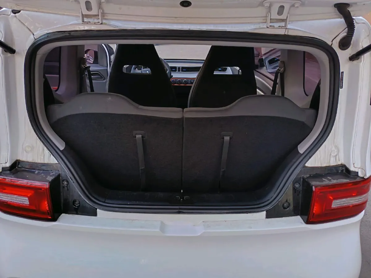 2022 LingBox uni BEV 11.52KWH,autocango,china used car exporter,china ev exporter,chinese used car exporter,chinese used ev exporter