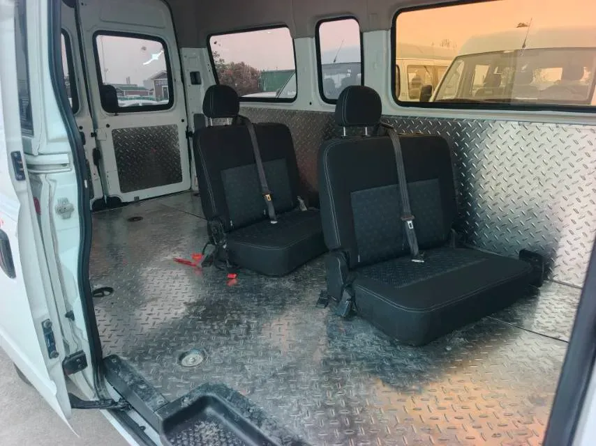 2019 MAXUS XinTu V80 2.0T 139HP L4 6MT,autocango,china used car exporter,china ev exporter,chinese used car exporter,chinese used ev exporter