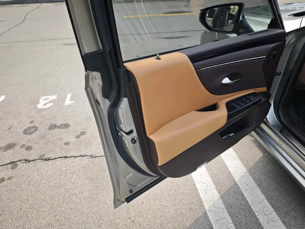 2020 Lexus ES 2.0L 173HP L4 CVT,autocango,china used car exporter,china ev exporter,chinese used car exporter,chinese used ev exporter