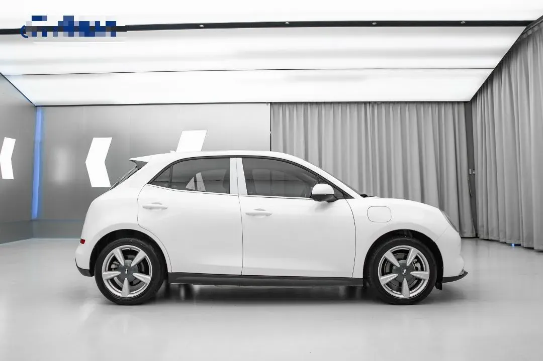 2022 ChangAn Oshan X7 Plus 1.5T 188HP L4 7DCT,autocango,china used car exporter,china ev exporter,chinese used car exporter,chinese used ev exporter