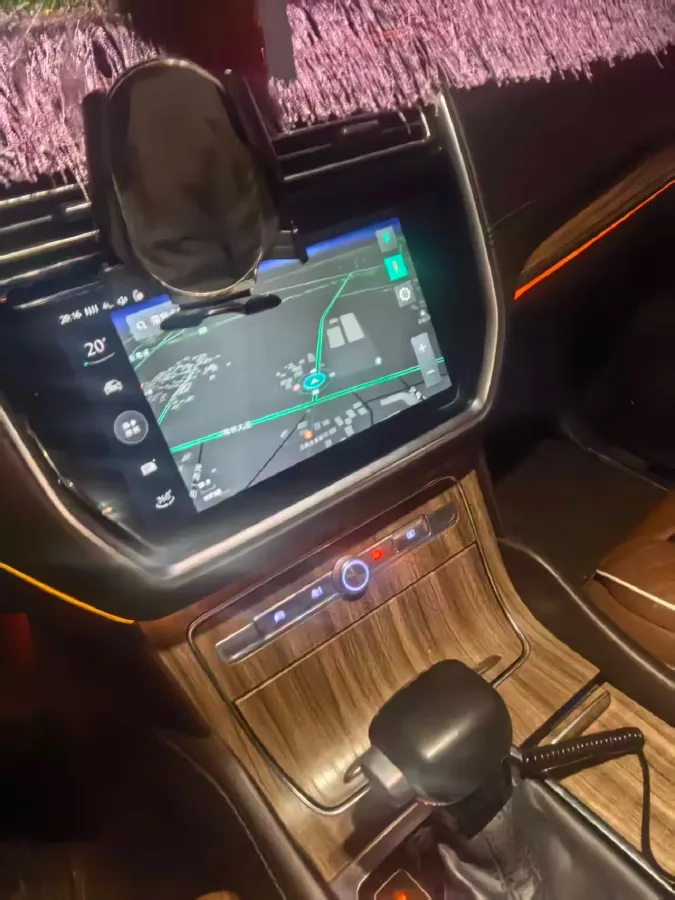 2019 Roewe RX8 2.0T 222HP L4 6AT,autocango,china used car exporter,china ev exporter,chinese used car exporter,chinese used ev exporter