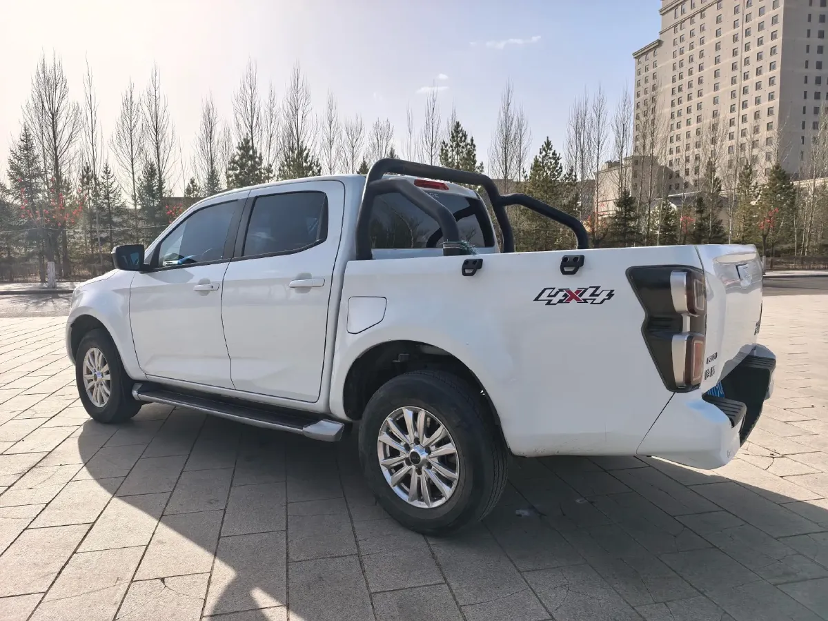 2023 Isuzu LingTuo 2.5T 150HP L4 8AT,autocango,china used car exporter,china ev exporter,chinese used car exporter,chinese used ev exporter