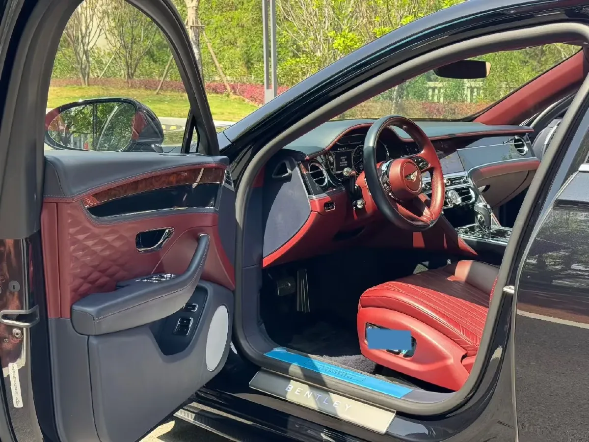 2021 Bentley Flying Spur 4.0T 550HP V8 8DCT,autocango,china used car exporter,china ev exporter,chinese used car exporter,chinese used ev exporter