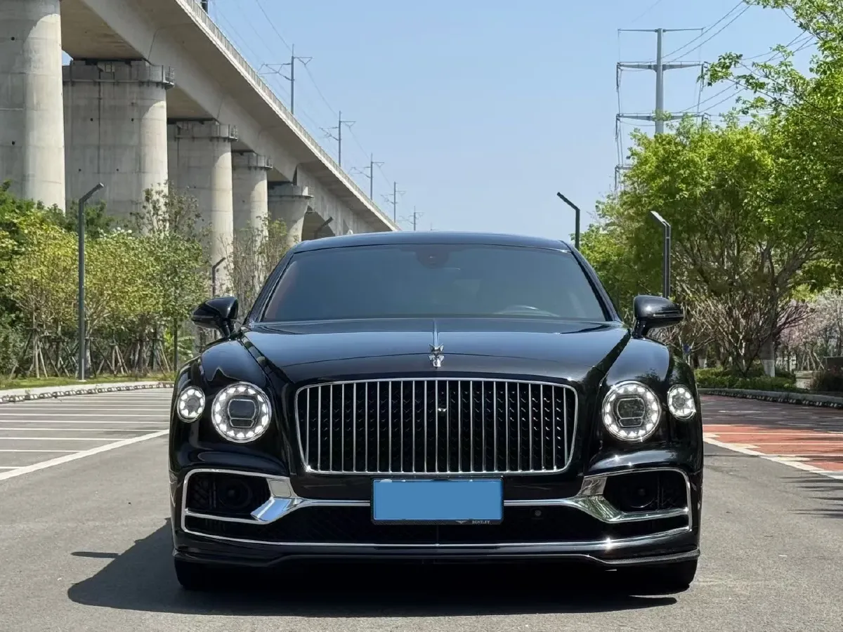 2021 Bentley Flying Spur 4.0T 550HP V8 8DCT,autocango,china used car exporter,china ev exporter,chinese used car exporter,chinese used ev exporter