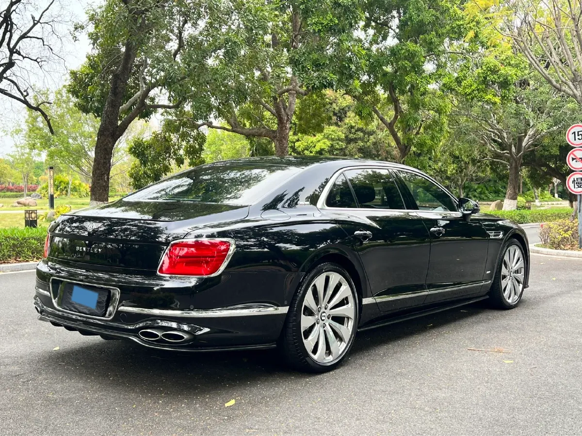2021 Bentley Flying Spur 4.0T 550HP V8 8DCT,autocango,china used car exporter,china ev exporter,chinese used car exporter,chinese used ev exporter