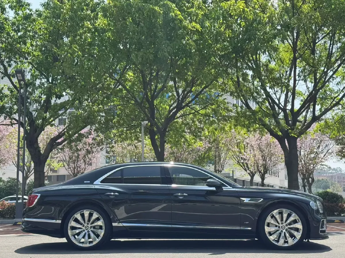 2021 Bentley Flying Spur 4.0T 550HP V8 8DCT,autocango,china used car exporter,china ev exporter,chinese used car exporter,chinese used ev exporter