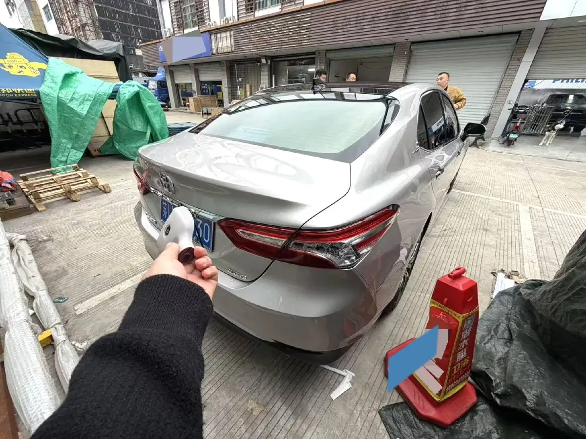 2021 Toyota Camry 2.5L 209HP L4 8AT,autocango,china used car exporter,china ev exporter,chinese used car exporter,chinese used ev exporter