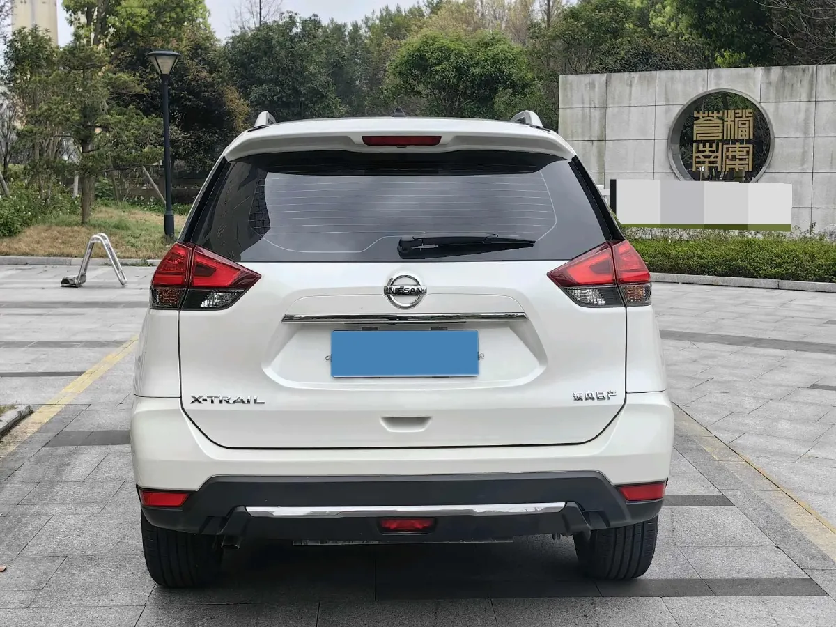 2021 Nissan X-Trail 2.0L 151HP L4 CVT,autocango,china used car exporter,china ev exporter,chinese used car exporter,chinese used ev exporter