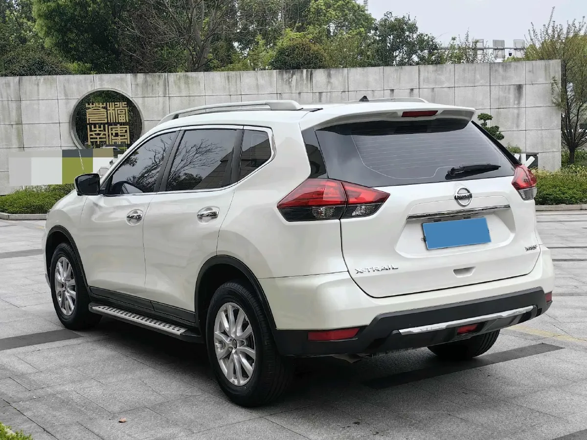 2021 Nissan X-Trail 2.0L 151HP L4 CVT,autocango,china used car exporter,china ev exporter,chinese used car exporter,chinese used ev exporter