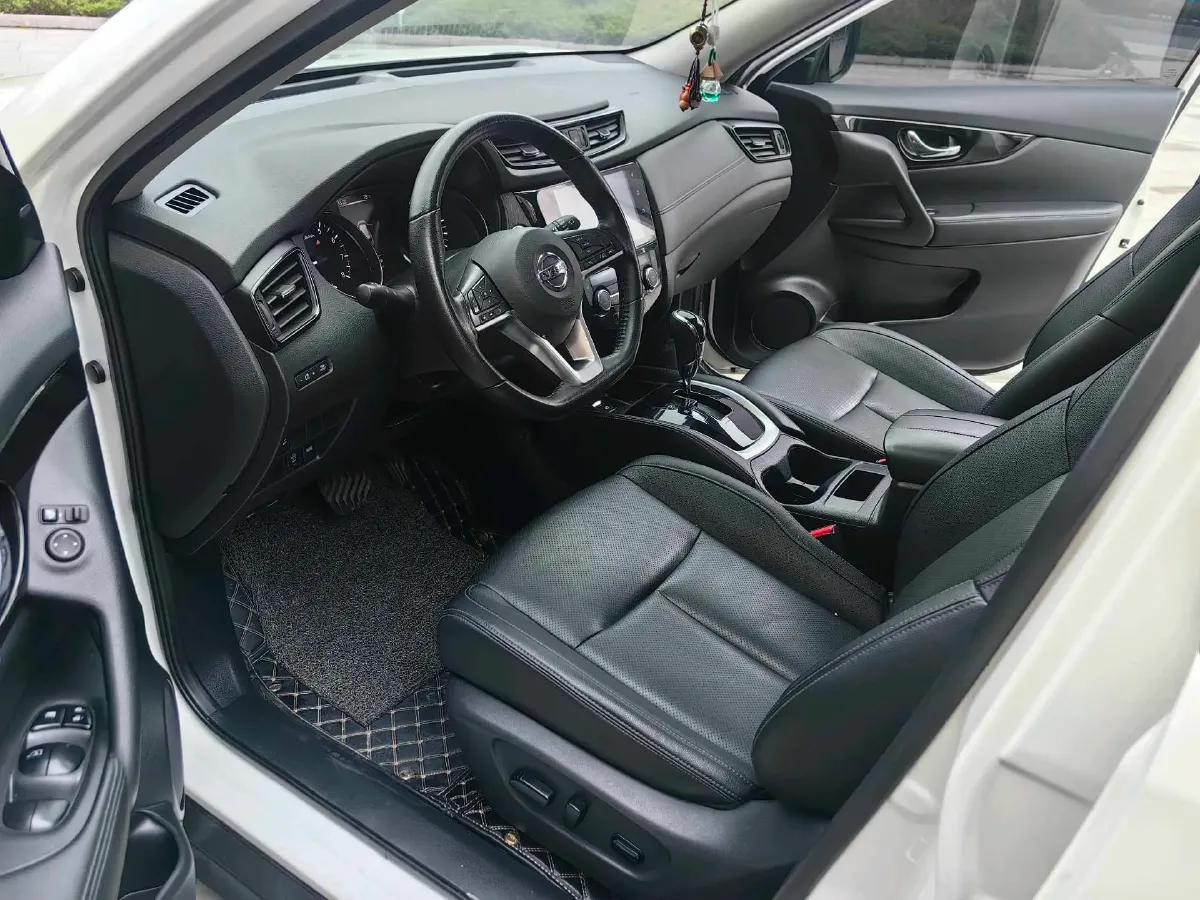 2021 Nissan X-Trail 2.0L 151HP L4 CVT,autocango,china used car exporter,china ev exporter,chinese used car exporter,chinese used ev exporter