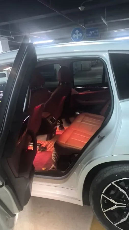 2022 BMW X3 2.0T 184HP L4 8AT,autocango,china used car exporter,china ev exporter,chinese used car exporter,chinese used ev exporter