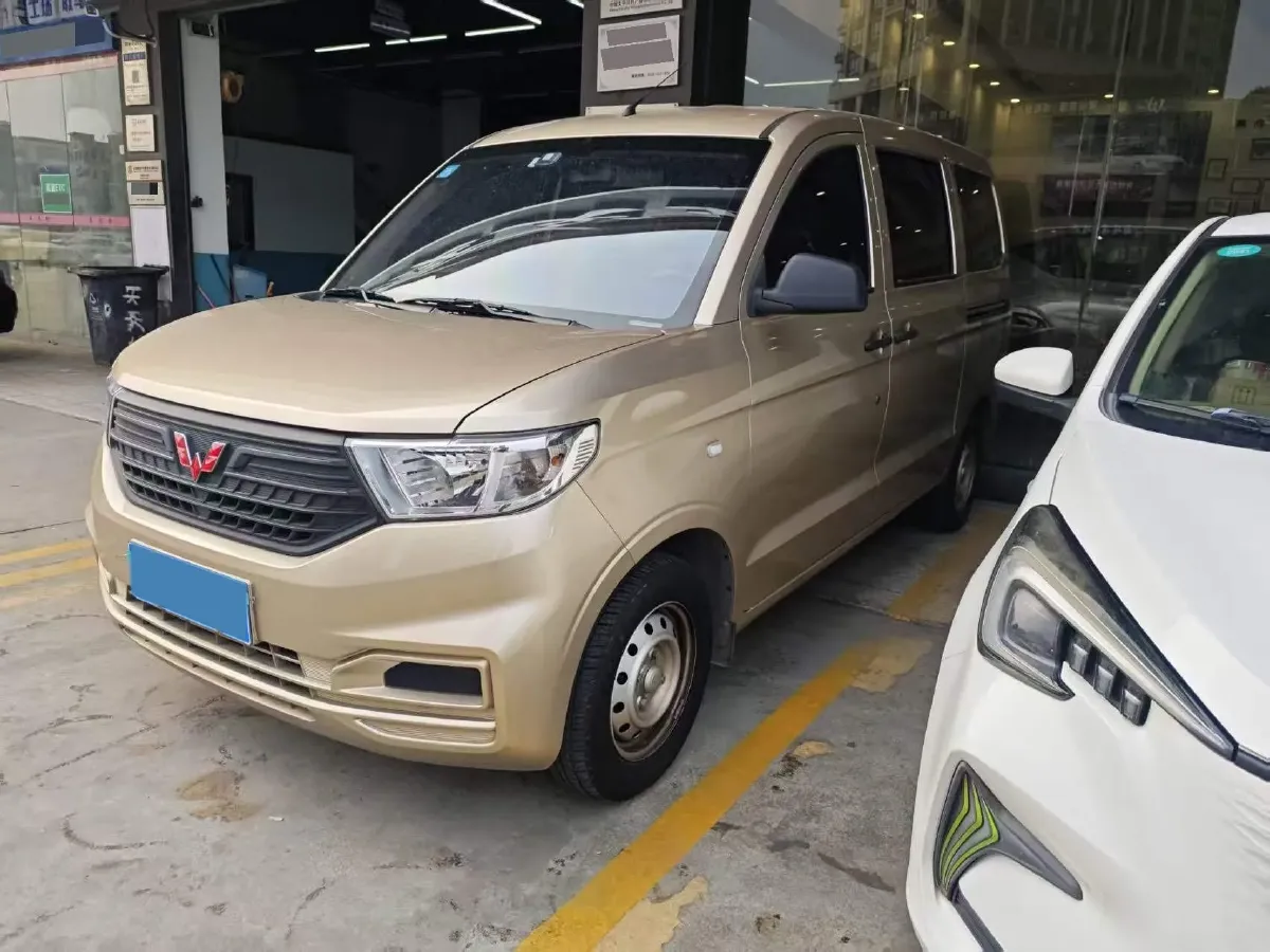 2022 JinBei Little Sea Lion X30 1.5L 102HP L4 5MT,autocango,china used car exporter,china ev exporter,chinese used car exporter,chinese used ev exporter