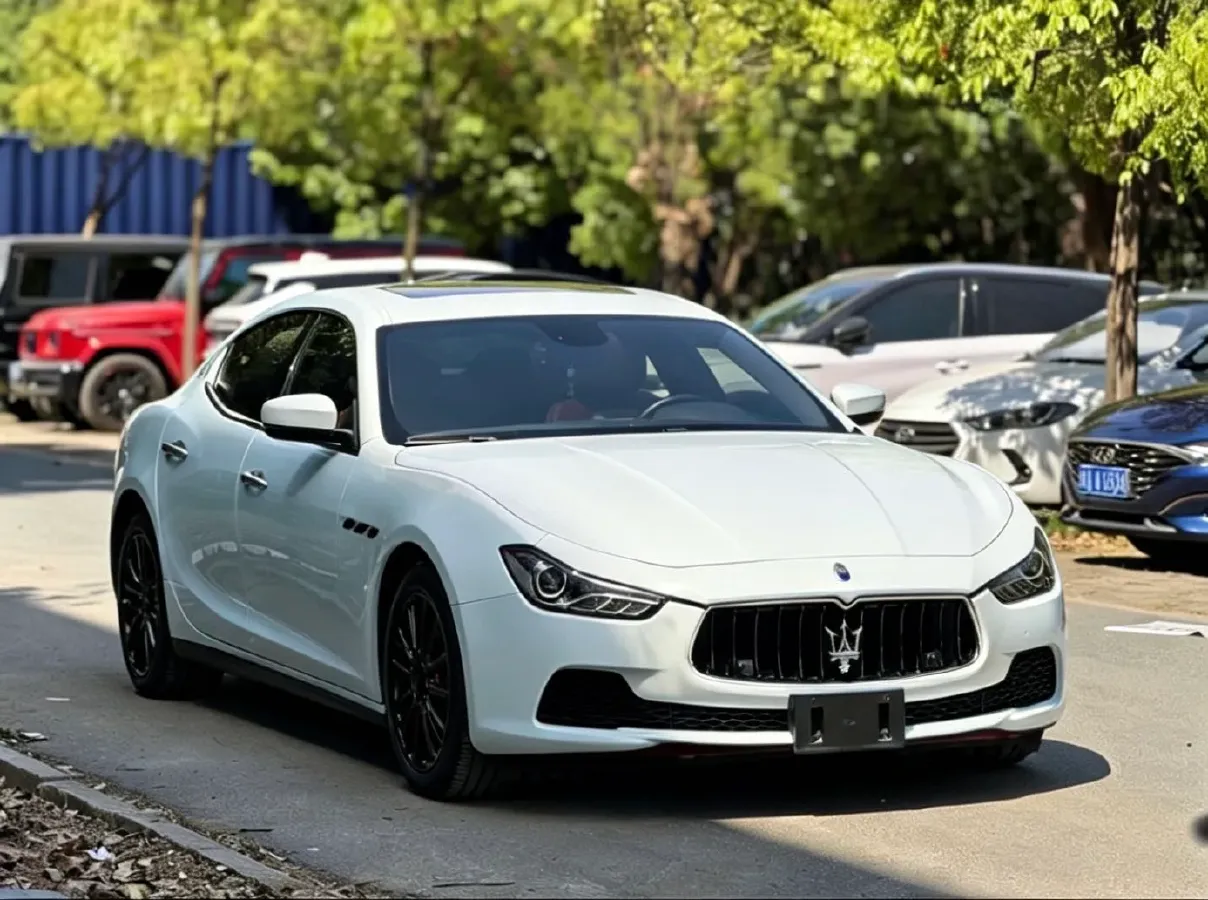 2018 Maserati Ghibli 3.0T 350HP V6 8AT,autocango,china used car exporter,china ev exporter,chinese used car exporter,chinese used ev exporter