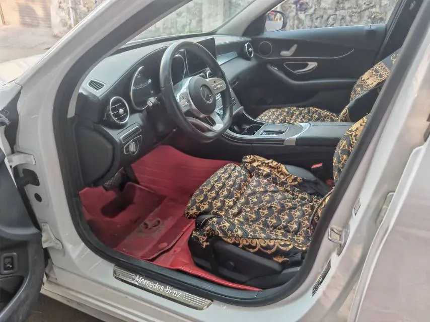 2021 Mercedes-Benz C Class 1.5T 156HP L4 9AT,autocango,china used car exporter,china ev exporter,chinese used car exporter,chinese used ev exporter