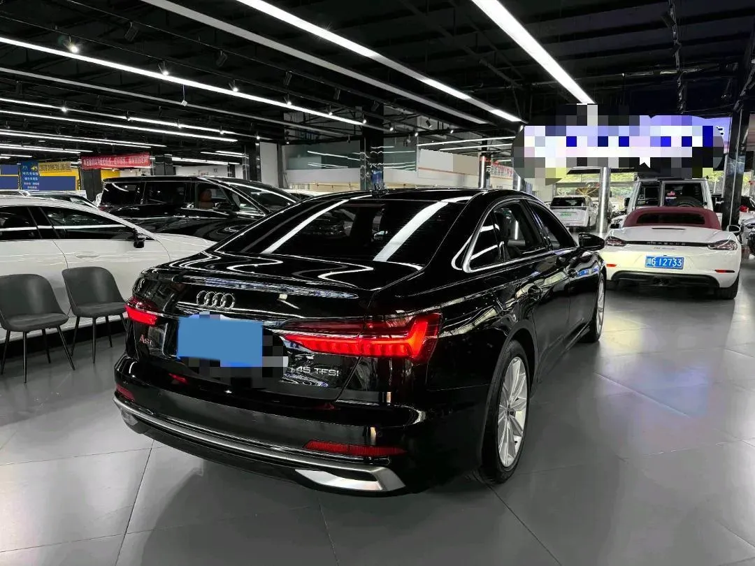 2024 Audi A6L 2.0T 245HP L4 7DCT,autocango,china used car exporter,china ev exporter,chinese used car exporter,chinese used ev exporter
