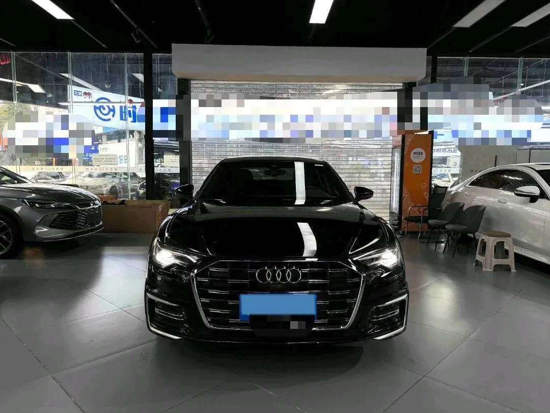 2024 Audi A6L 2.0T 245HP L4 7DCT,autocango,china used car exporter,china ev exporter,chinese used car exporter,chinese used ev exporter