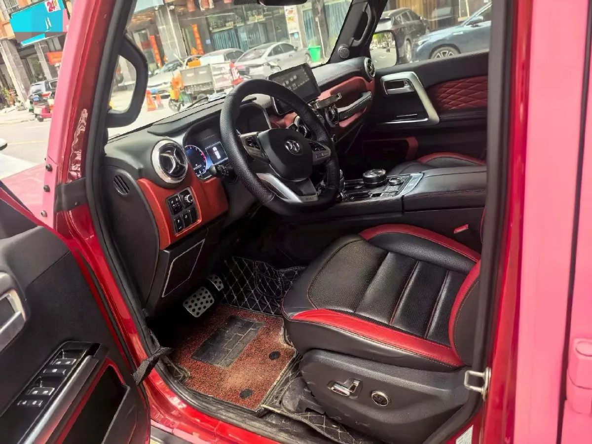 2019 Beijing BJ40 2.0T 218HP L4 6AT,autocango,china used car exporter,china ev exporter,chinese used car exporter,chinese used ev exporter