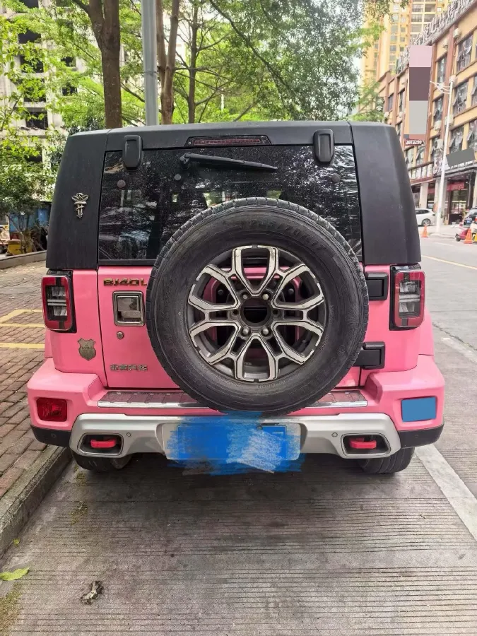2019 Beijing BJ40 2.0T 218HP L4 6AT,autocango,china used car exporter,china ev exporter,chinese used car exporter,chinese used ev exporter