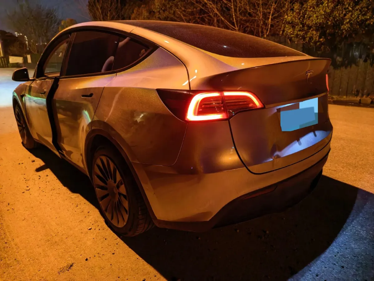 2022 Tesla Model Y BEV 60KWH,autocango,china used car exporter,china ev exporter,chinese used car exporter,chinese used ev exporter