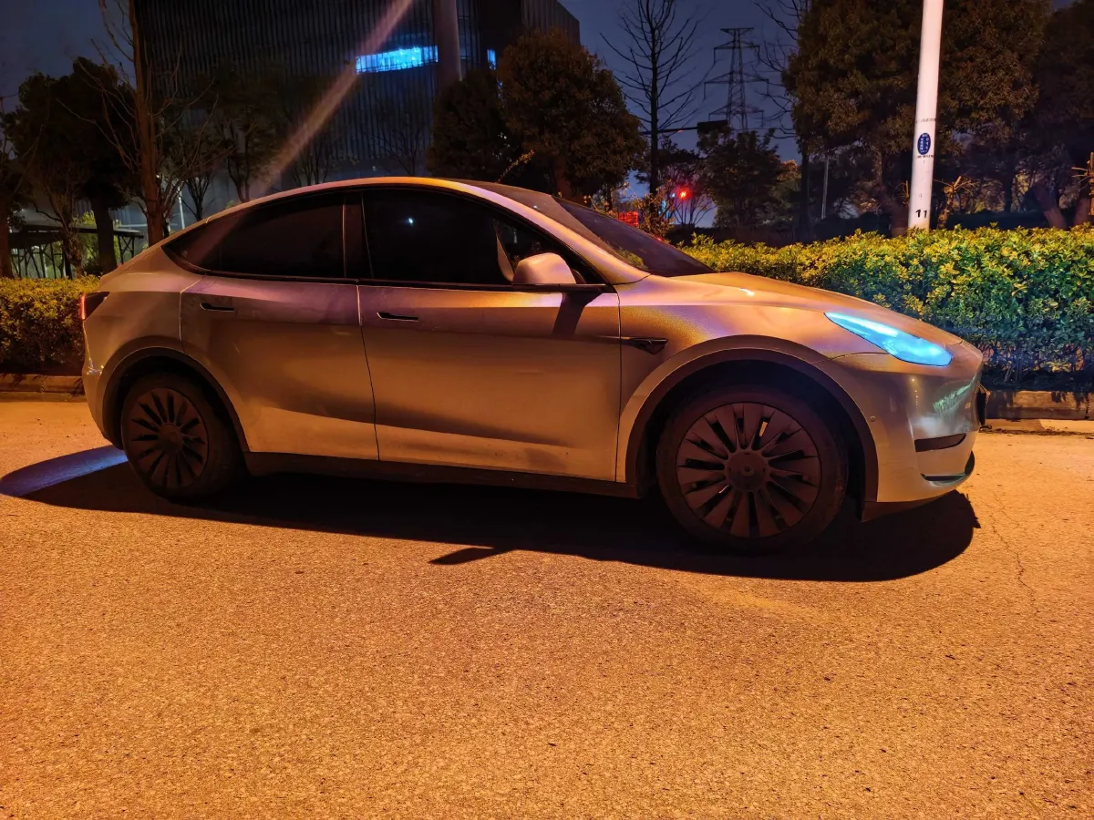 2022 Tesla Model Y BEV 60KWH,autocango,china used car exporter,china ev exporter,chinese used car exporter,chinese used ev exporter