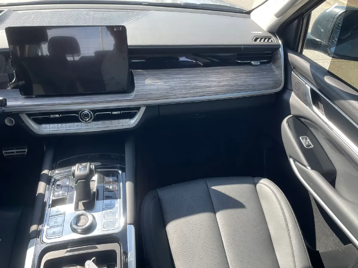 2025 Great Wall Poer Hi4-T 2.0T 252HP L4 9AT PHEV,autocango,china used car exporter,china ev exporter,chinese used car exporter,chinese used ev exporter