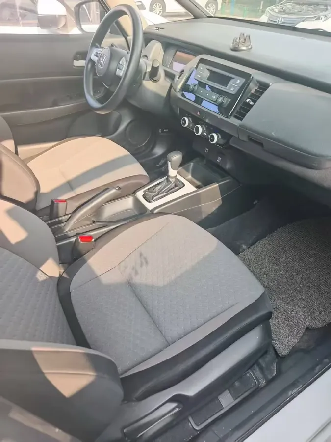 2022 Honda Fit 1.5L 131HP L4 CVT,autocango,china used car exporter,china ev exporter,chinese used car exporter,chinese used ev exporter