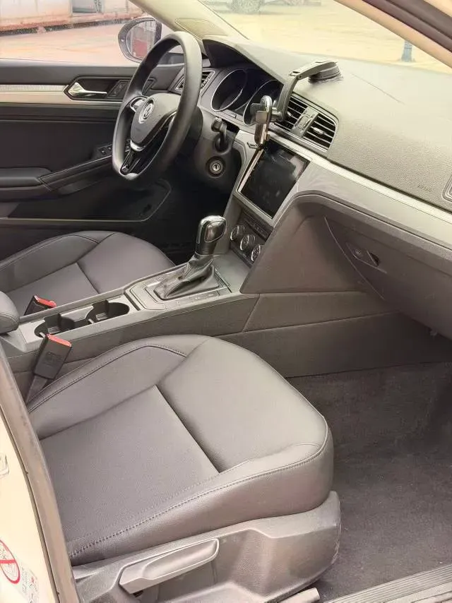 2017 Volkswagen Lamando 1.4T 131HP L4 7DCT,autocango,china used car exporter,china ev exporter,chinese used car exporter,chinese used ev exporter