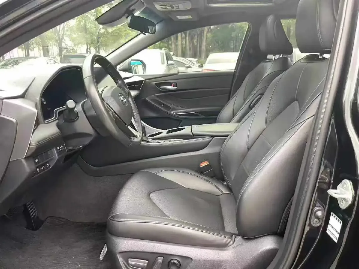 2023 Toyota Avalon 2.0L 177HP L4 CVT,autocango,china used car exporter,china ev exporter,chinese used car exporter,chinese used ev exporter
