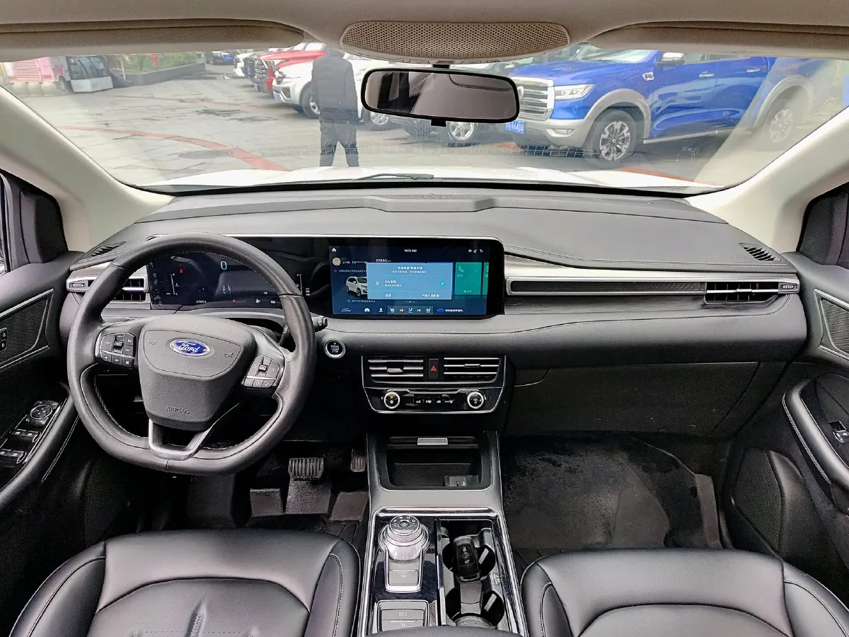 2021 Ford Edge 2.0T 245HP L4 8AT,autocango,china used car exporter,china ev exporter,chinese used car exporter,chinese used ev exporter