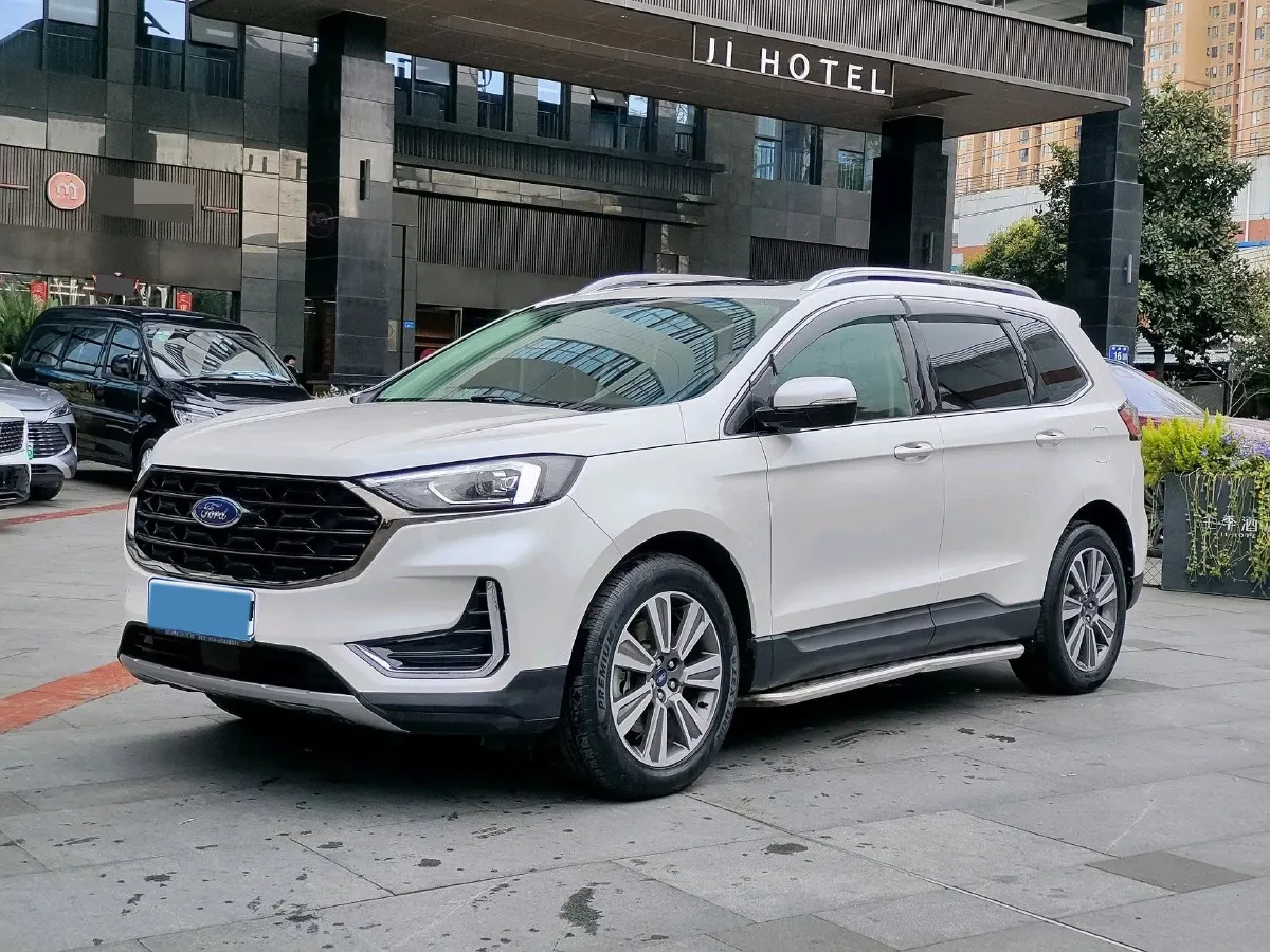 2021 Ford Edge 2.0T 245HP L4 8AT,autocango,china used car exporter,china ev exporter,chinese used car exporter,chinese used ev exporter