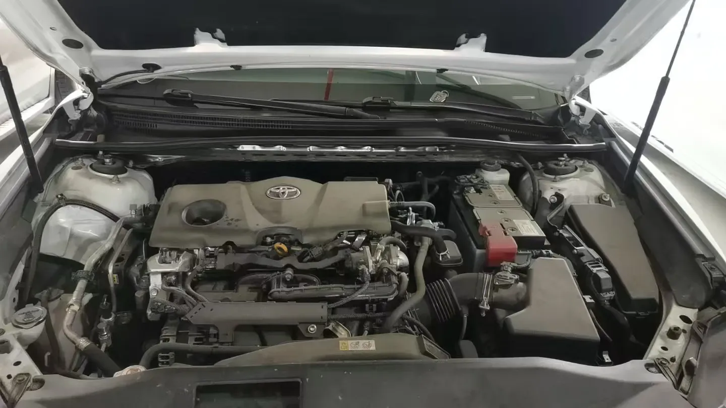 2021 Toyota Camry 2.5L 209HP L4 8AT,autocango,china used car exporter,china ev exporter,chinese used car exporter,chinese used ev exporter