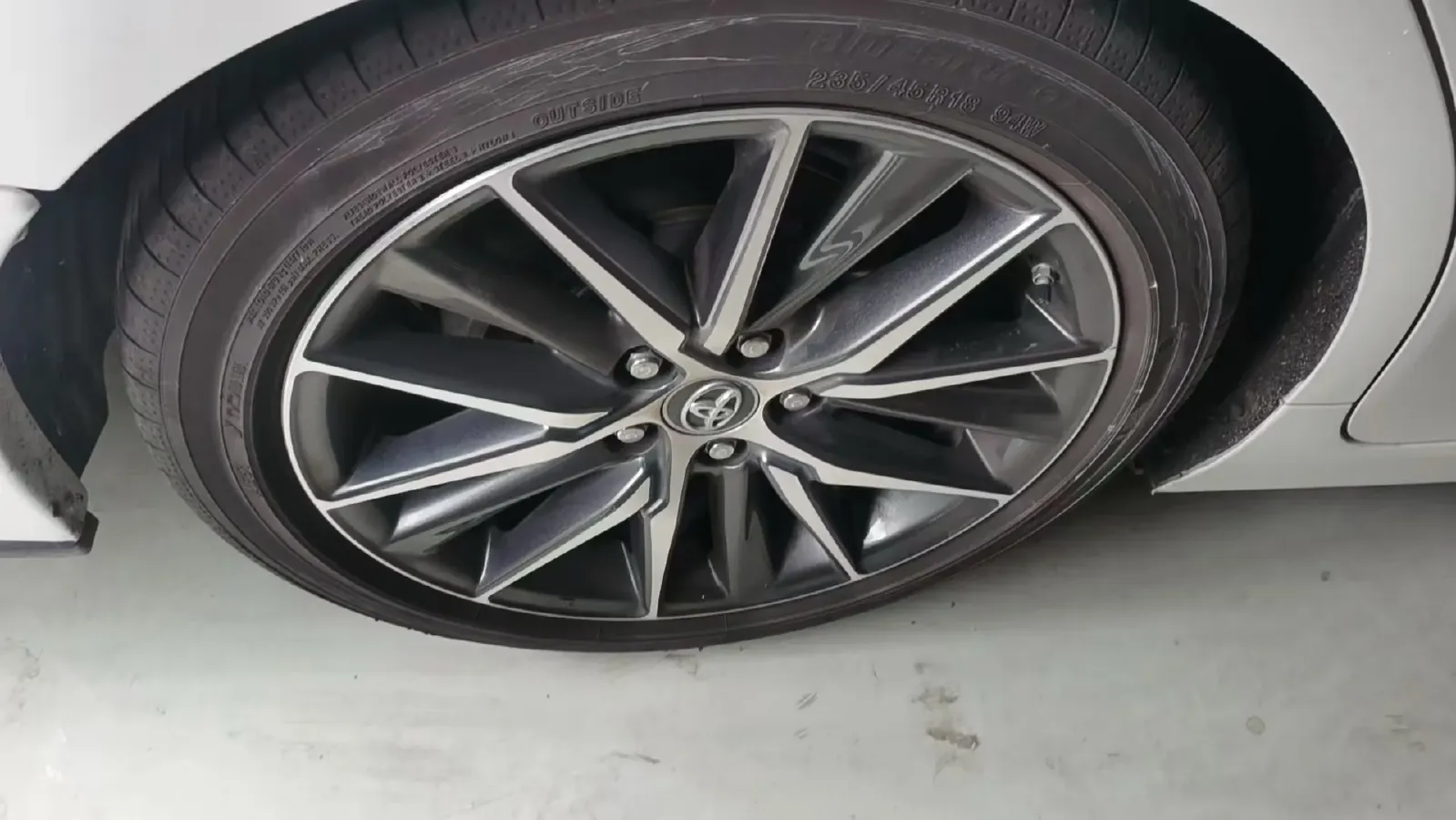 2021 Toyota Camry 2.5L 209HP L4 8AT,autocango,china used car exporter,china ev exporter,chinese used car exporter,chinese used ev exporter