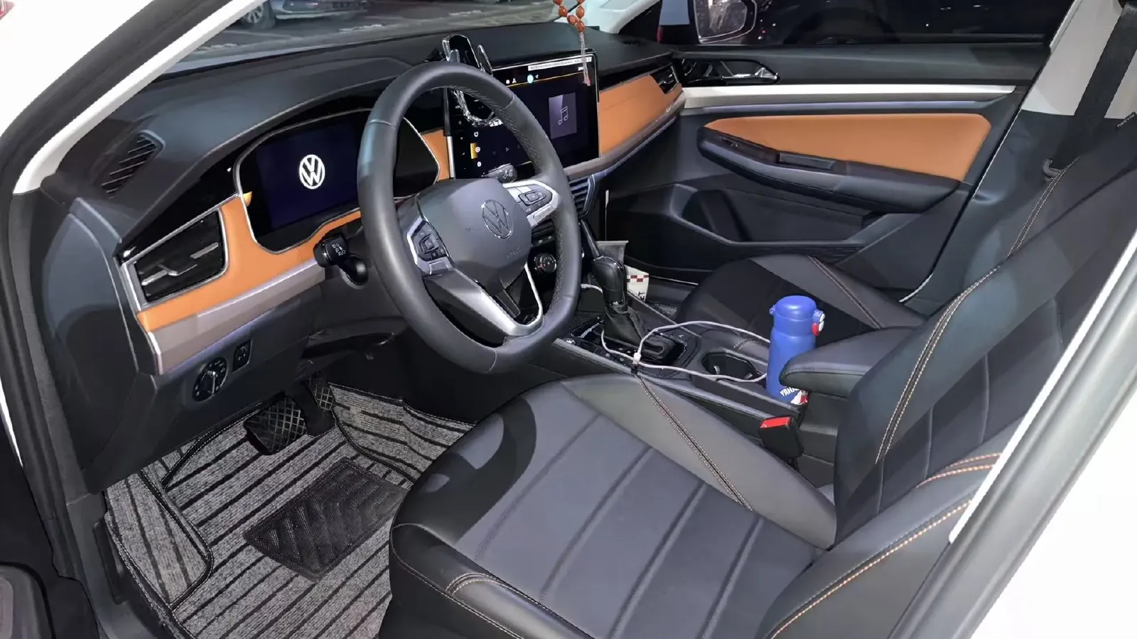 2024 Volkswagen Bora 1.2T 116HP L4 7DCT,autocango,china used car exporter,china ev exporter,chinese used car exporter,chinese used ev exporter