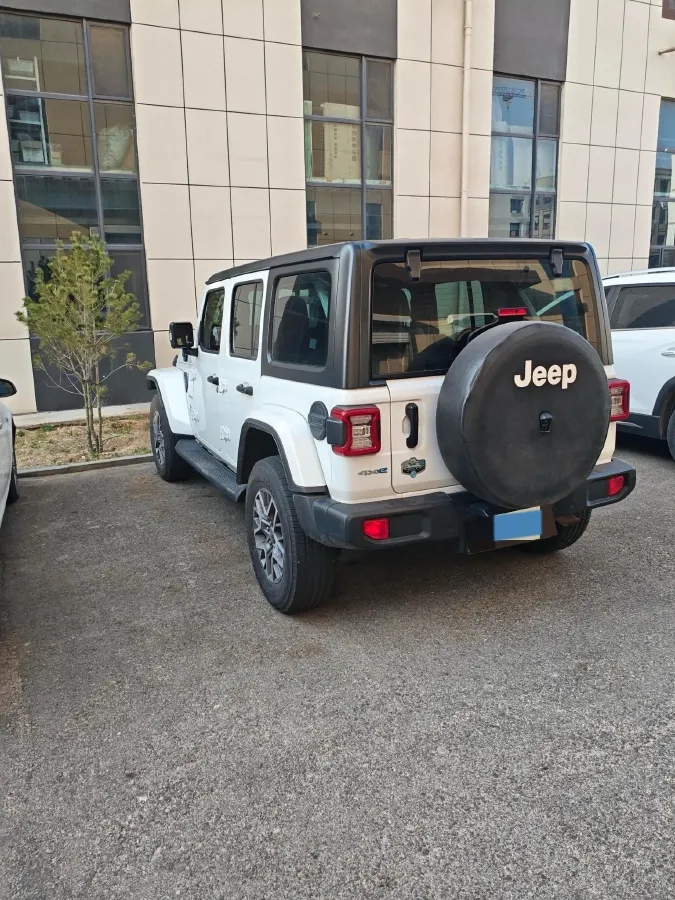 2021 Jeep Wrangler 2.0T 266HP L4 8AT PHEV 17KWH,autocango,china used car exporter,china ev exporter,chinese used car exporter,chinese used ev exporter