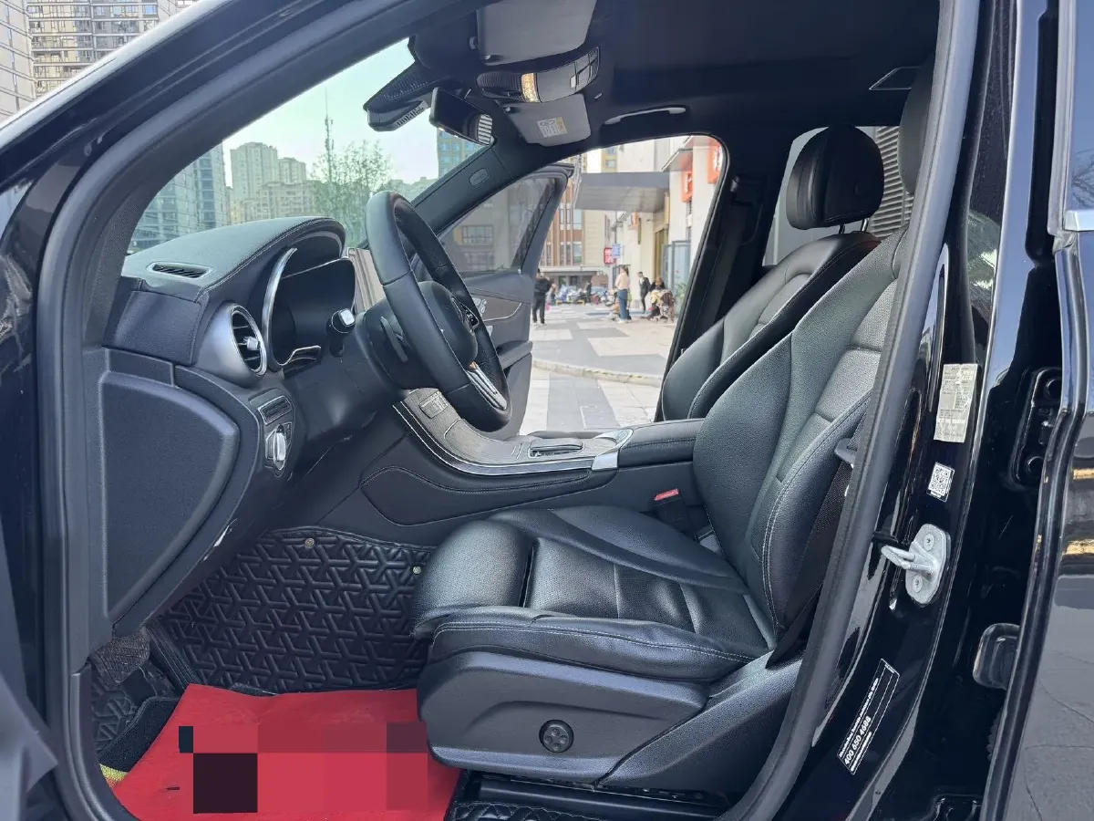 2020 Mercedes-Benz GLC Class 2.0T 197HP L4 9AT,autocango,china used car exporter,china ev exporter,chinese used car exporter,chinese used ev exporter