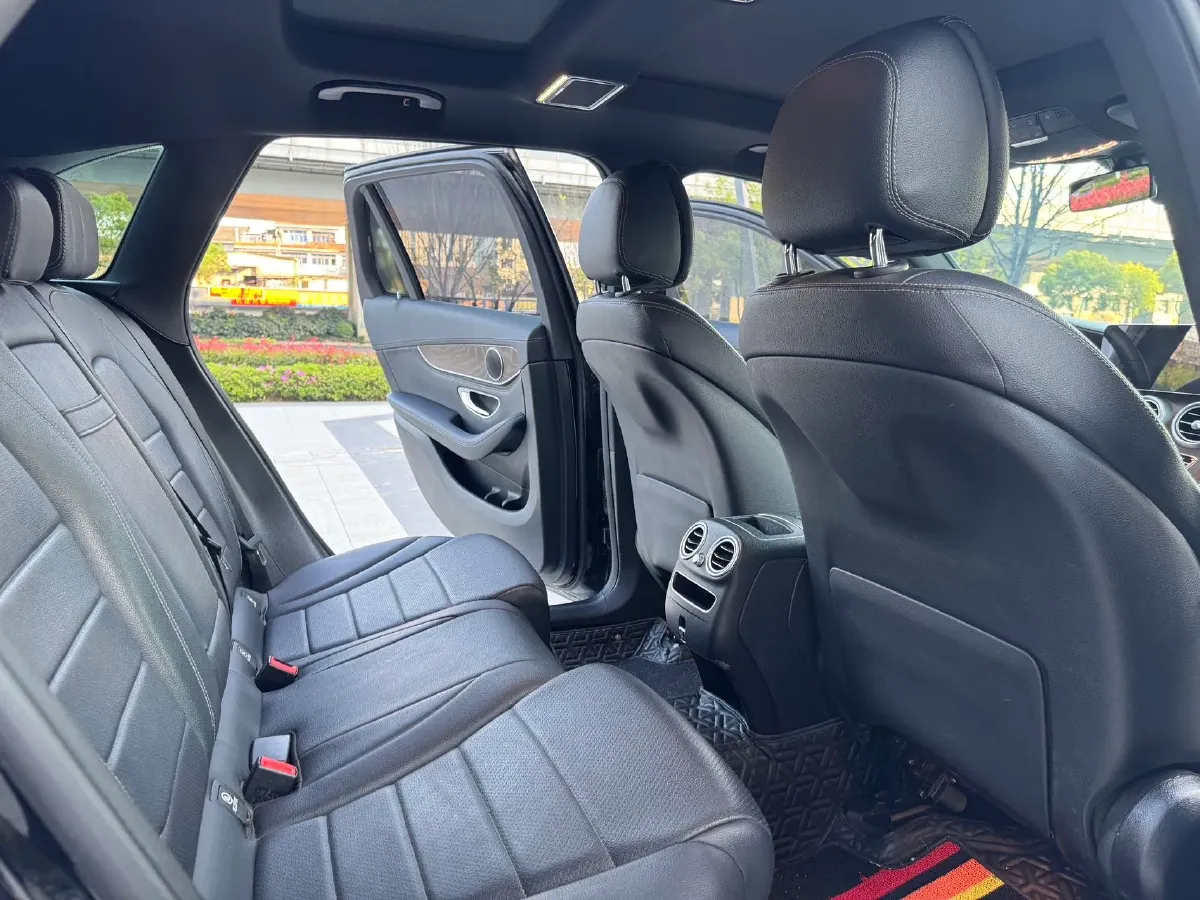 2020 Mercedes-Benz GLC Class 2.0T 197HP L4 9AT,autocango,china used car exporter,china ev exporter,chinese used car exporter,chinese used ev exporter