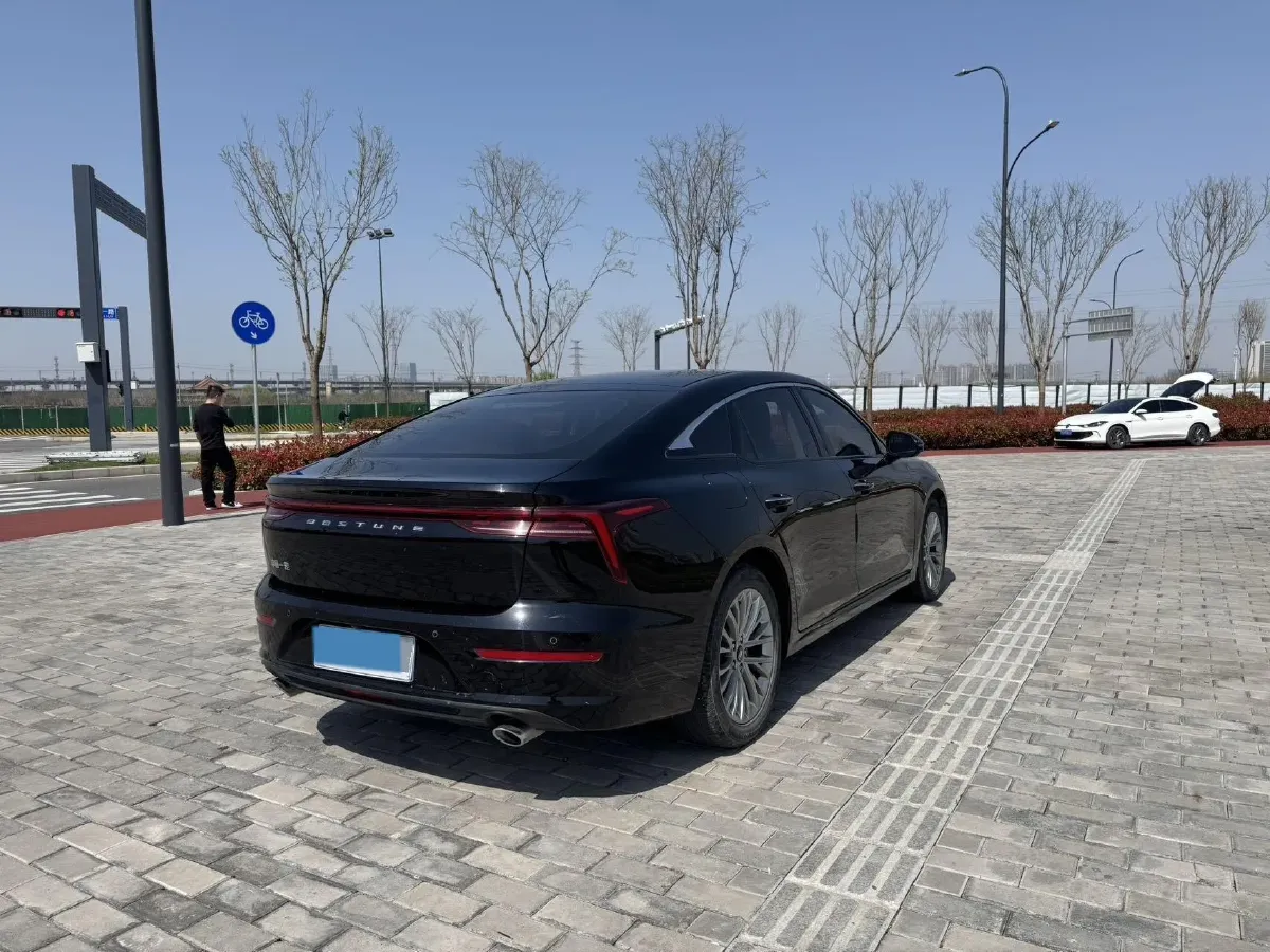 2023 Bestune B70 1.5T 169HP L4 7DCT,autocango,china used car exporter,china ev exporter,chinese used car exporter,chinese used ev exporter