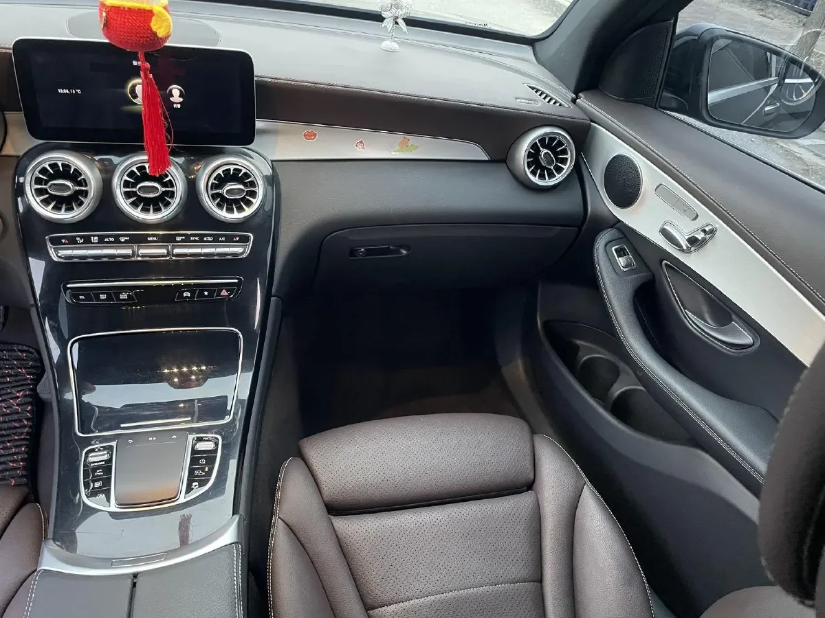 2022 Mercedes-Benz GLC Class 2.0T 197HP L4 9AT,autocango,china used car exporter,china ev exporter,chinese used car exporter,chinese used ev exporter