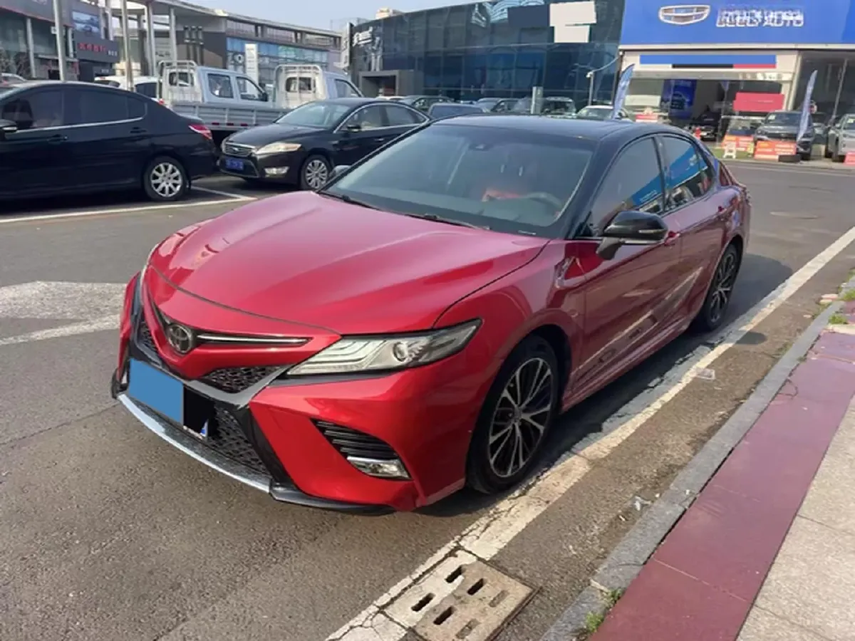 2019 Toyota Camry 2.5L 209HP L4 8AT,autocango,china used car exporter,china ev exporter,chinese used car exporter,chinese used ev exporter