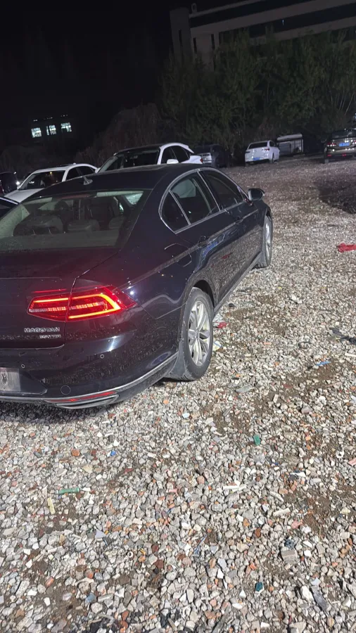 2019 Volkswagen Magotan 2.0T 186HP L4 7DCT,autocango,china used car exporter,china ev exporter,chinese used car exporter,chinese used ev exporter
