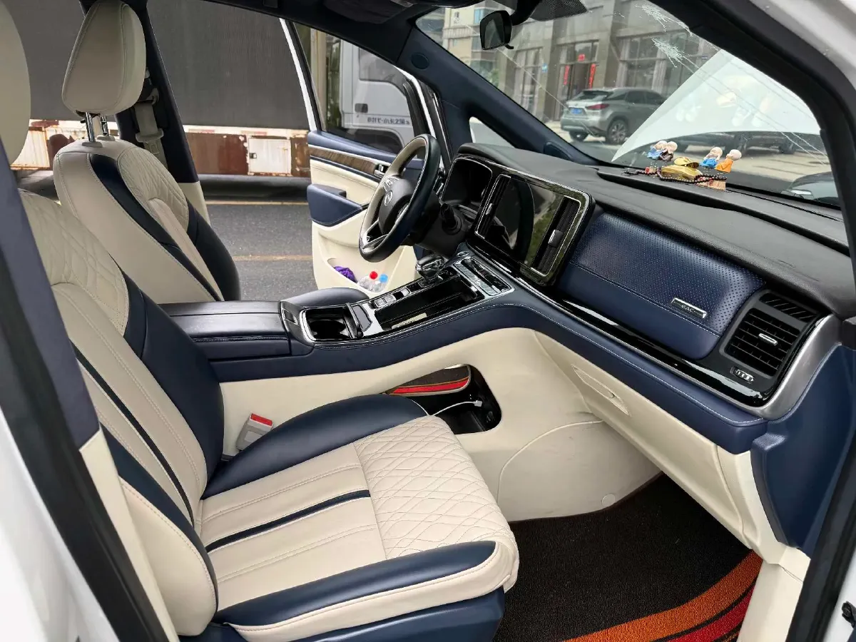 2021 GAC Trumpchi M8 2.0T 252HP L4 8AT,autocango,china used car exporter,china ev exporter,chinese used car exporter,chinese used ev exporter