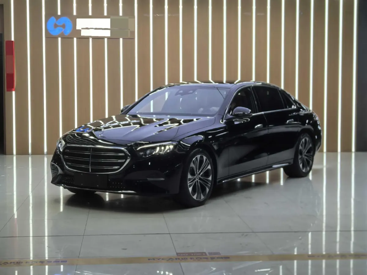 2024 Mercedes-Benz E Class 2.0T 204HP L4 9AT PHEV 25.4KWH,autocango,china used car exporter,china ev exporter,chinese used car exporter,chinese used ev exporter