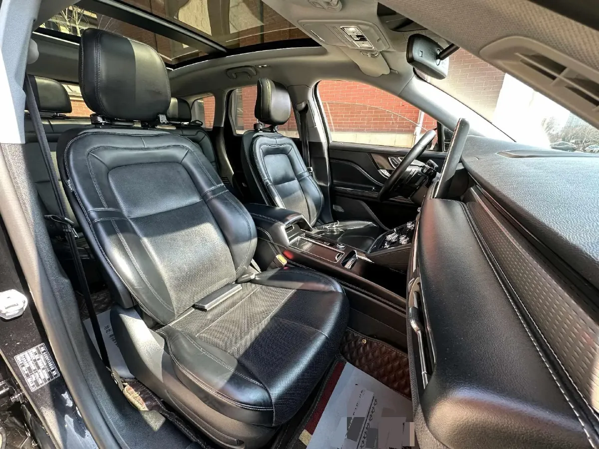 2021 Lincoln Corsair 2.0T 245HP L4 8AT,autocango,china used car exporter,china ev exporter,chinese used car exporter,chinese used ev exporter