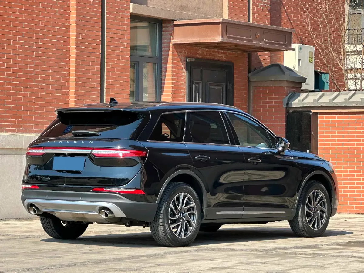 2021 Lincoln Corsair 2.0T 245HP L4 8AT,autocango,china used car exporter,china ev exporter,chinese used car exporter,chinese used ev exporter