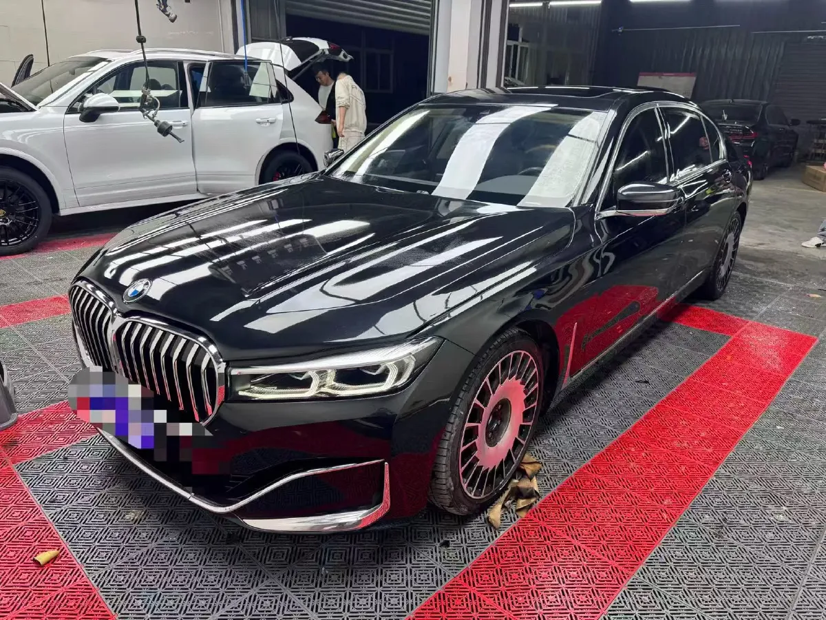 2021 BMW 7 Series 3.0T 340HP L6 8AT,autocango,china used car exporter,china ev exporter,chinese used car exporter,chinese used ev exporter
