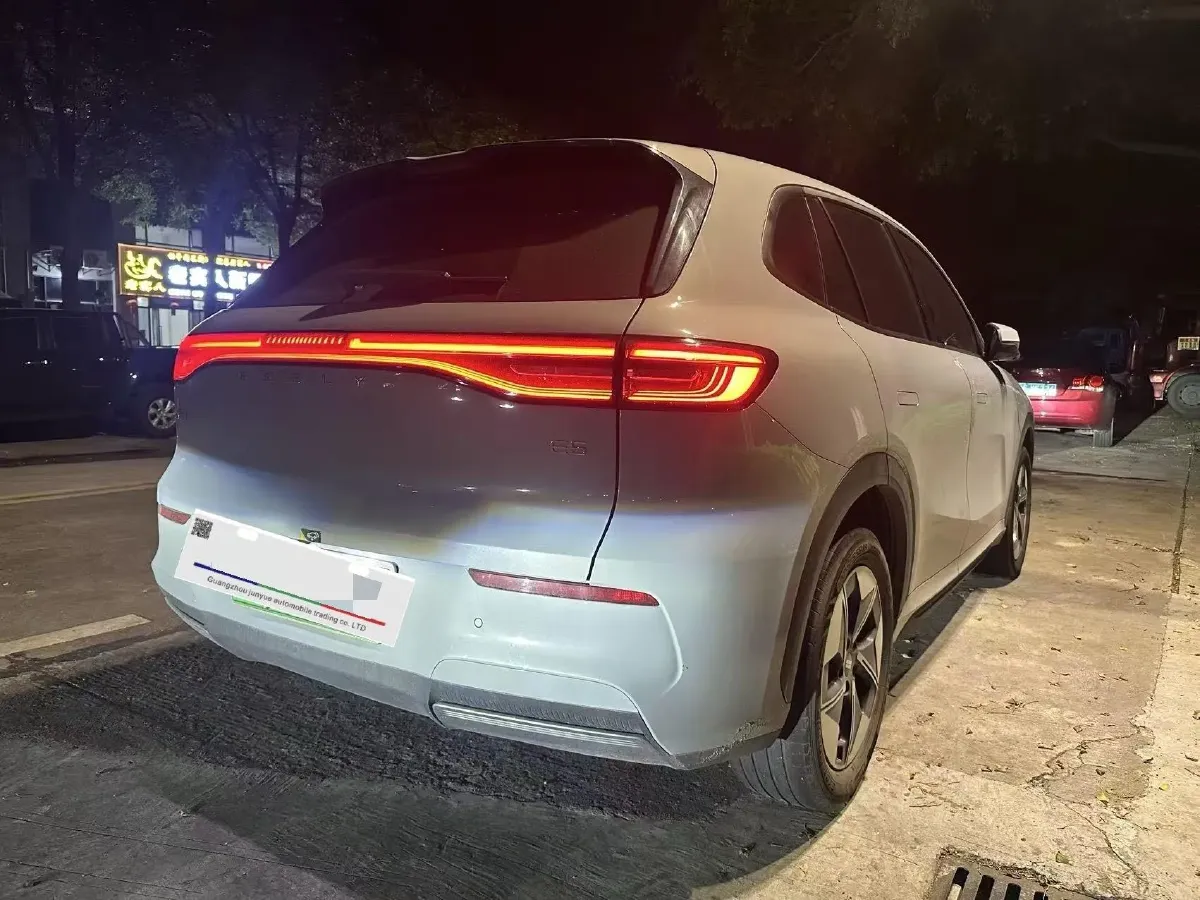 2024 LanDian E5 1.5L 110HP L4 E-CVT PHEV 17.52KWH,autocango,china used car exporter,china ev exporter,chinese used car exporter,chinese used ev exporter