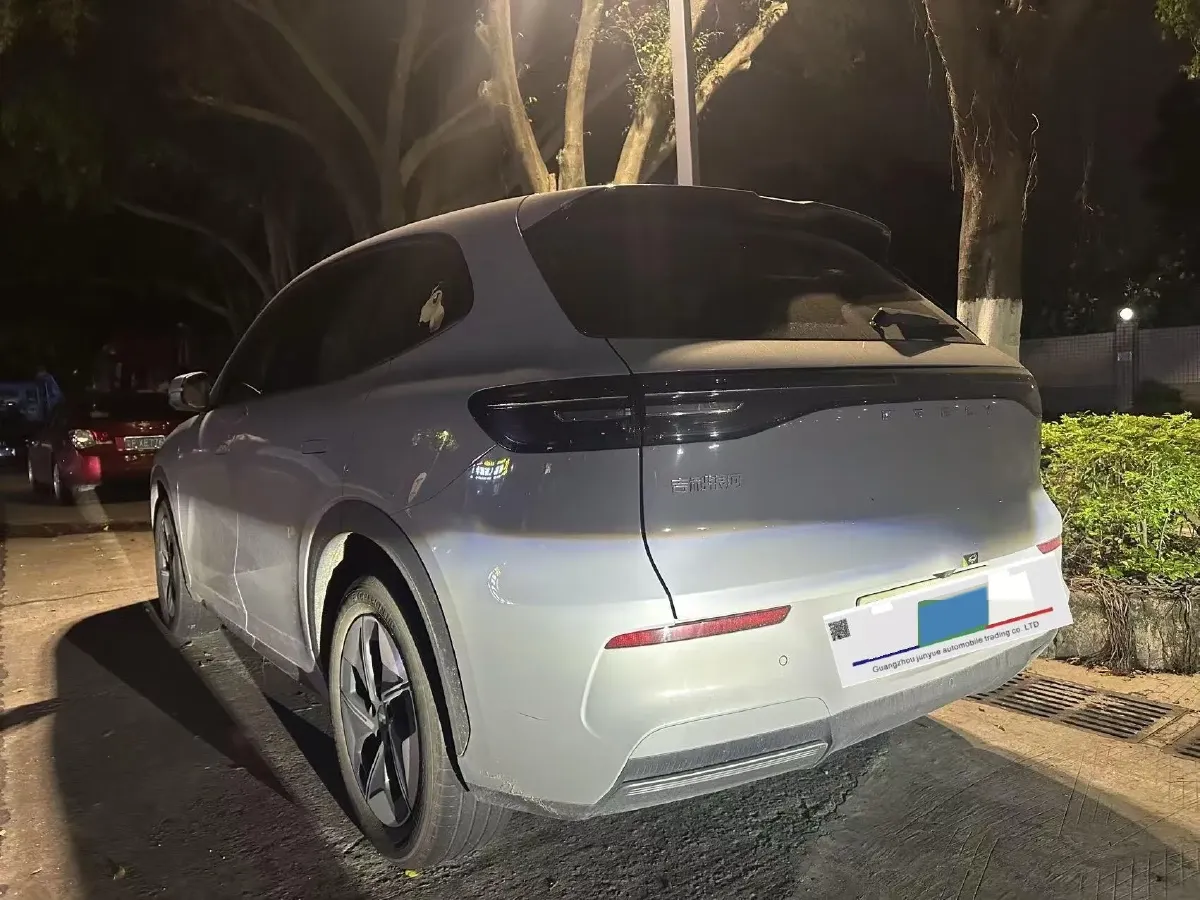 2024 LanDian E5 1.5L 110HP L4 E-CVT PHEV 17.52KWH,autocango,china used car exporter,china ev exporter,chinese used car exporter,chinese used ev exporter