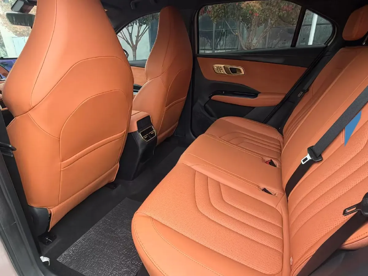 2023 MAXUS G50 1.5T 181HP L4 7DCT,autocango,china used car exporter,china ev exporter,chinese used car exporter,chinese used ev exporter